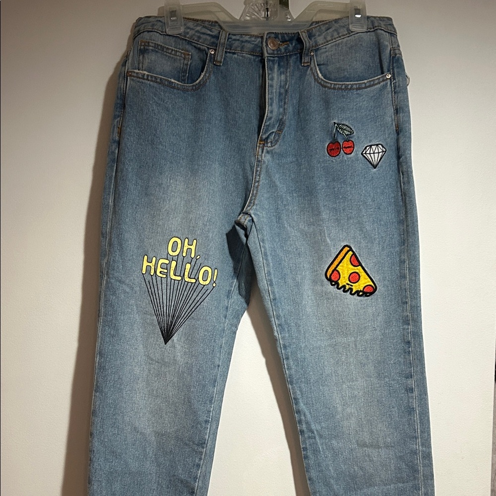 Forever 21 EUC Blue Denim Jeans with Fun Patches